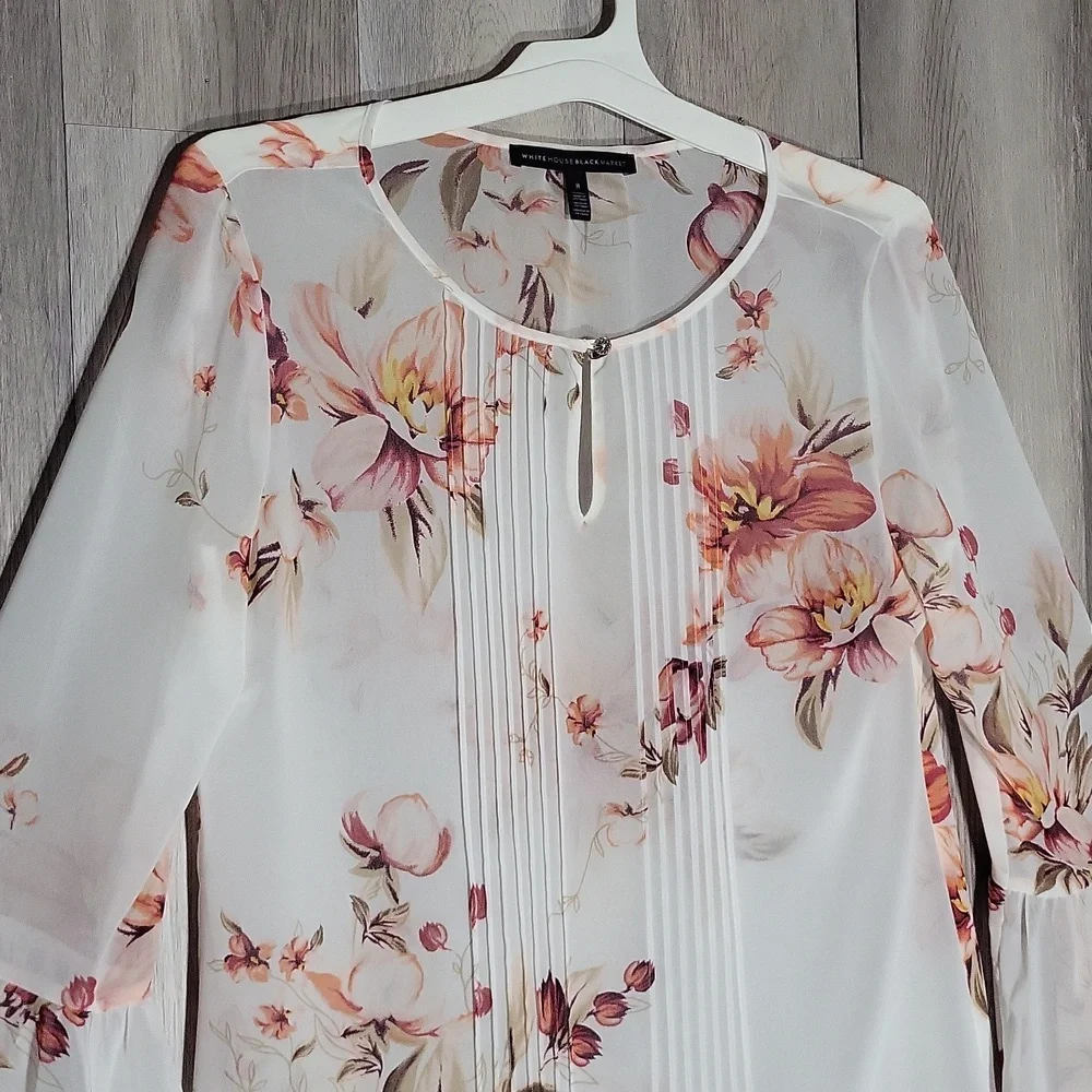 White House Black Market Women 8 Sheer Overlay Blouse Bell Sleeve Floral Keyhole - Picture 3 of 8
